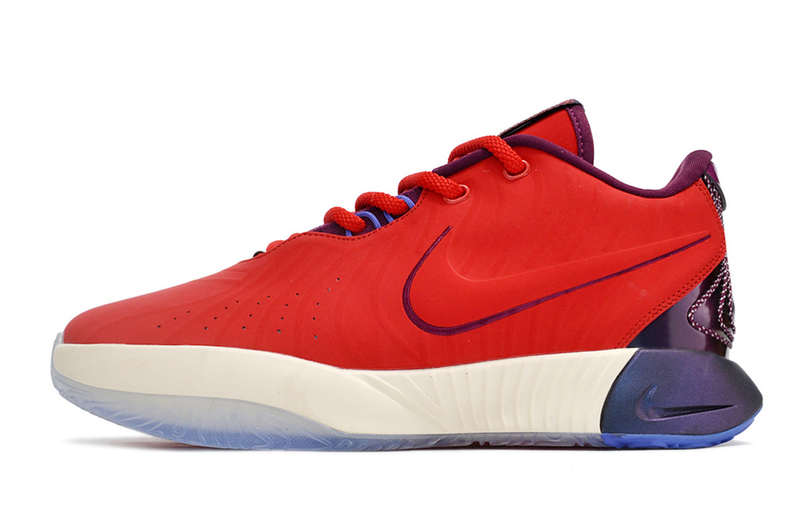 Nike LeBron 21 James Theater